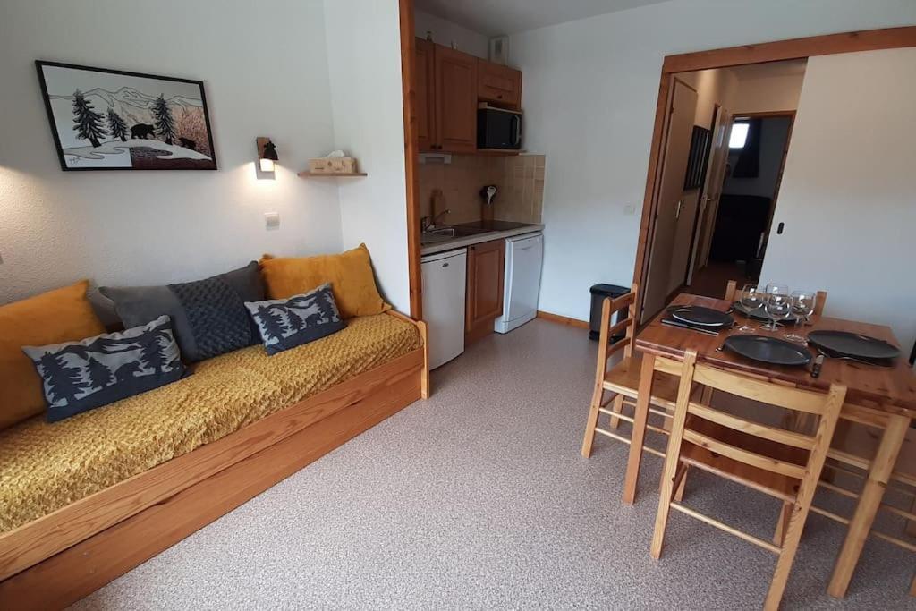 Superbe Appartement La Joue Du Loup Centre, 6 Personnes, Avec Parking Prive Saint-Étienne-en-Dévoluy المظهر الخارجي الصورة