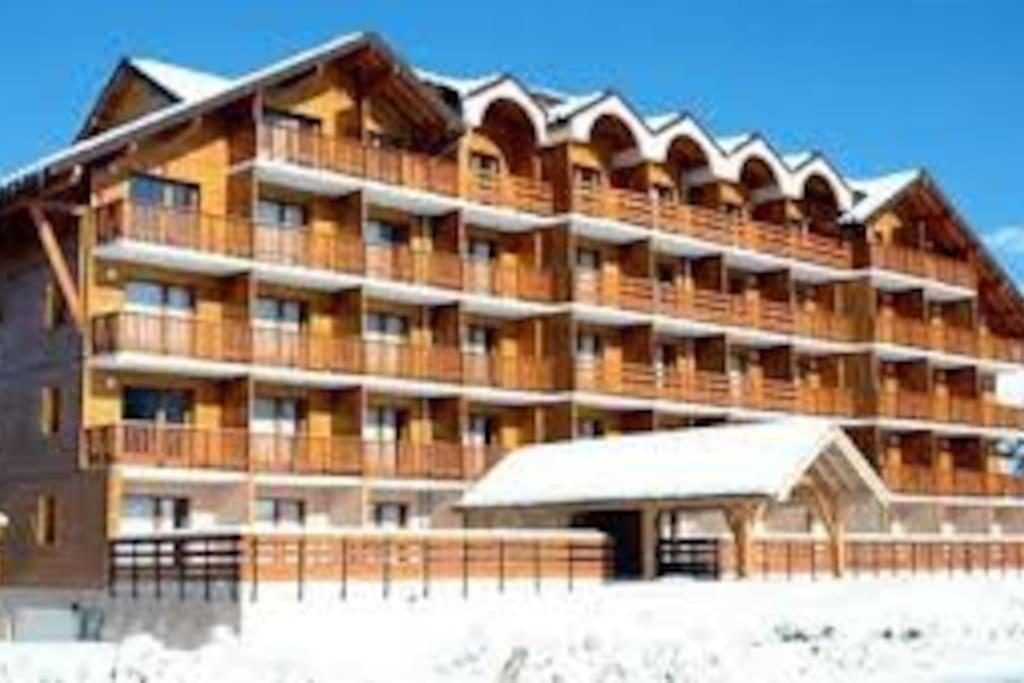 Superbe Appartement La Joue Du Loup Centre, 6 Personnes, Avec Parking Prive Saint-Étienne-en-Dévoluy المظهر الخارجي الصورة